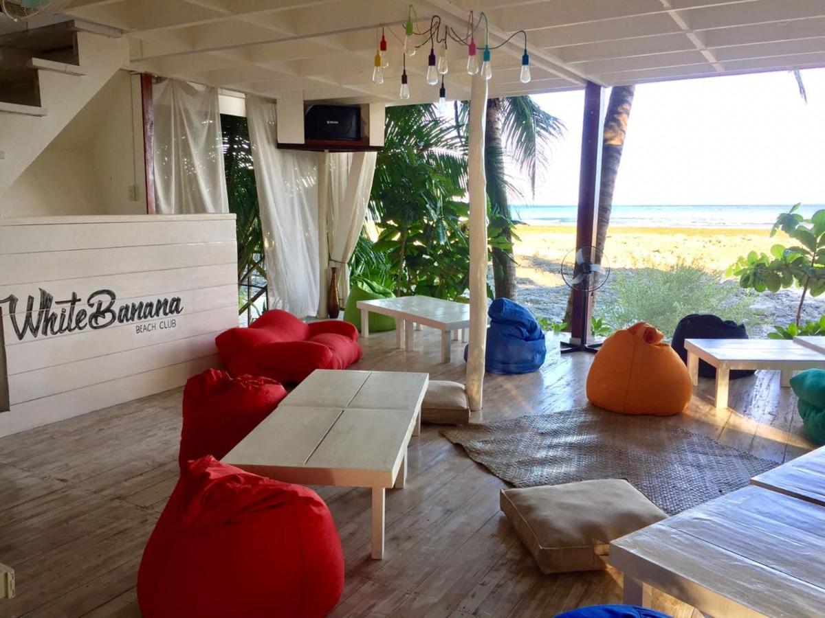 White Banana Beach Club 제너럴 루나 외부 사진